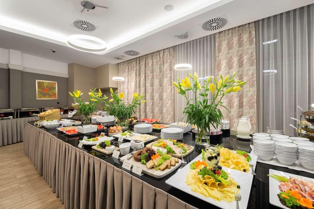 Golden Tulip Krakow City Center Hotel Restaurant photo